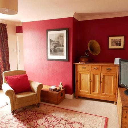 Cosy First Floor Flat In Central Forfar Exterior photo